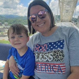 Meet your Posher, Hope